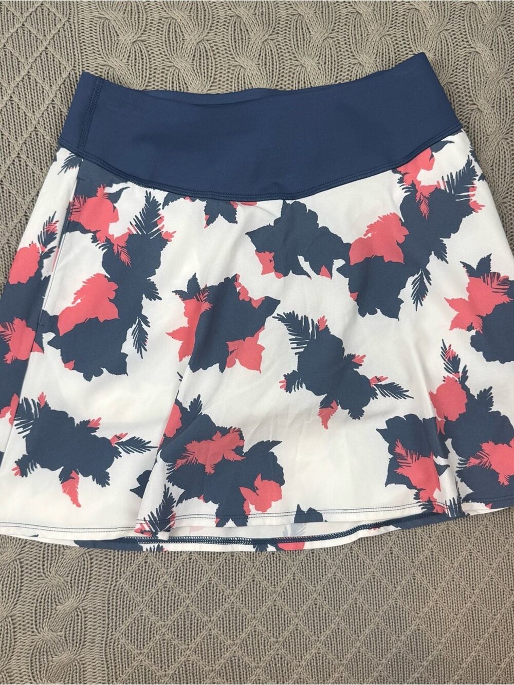 Puma Navy and Coral Floral Golf/Tennis Skort ~ XS